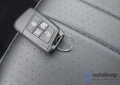 2024 Volkswagen Tiguan 2.0T Se/2.0T Wolfsburg Edition from USA, damaged, VIN 3VVMB7AXXRM081360